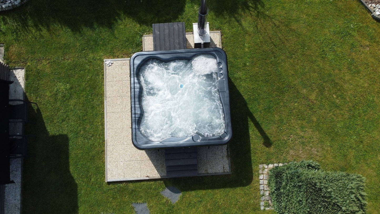 Whirlpool viereckig